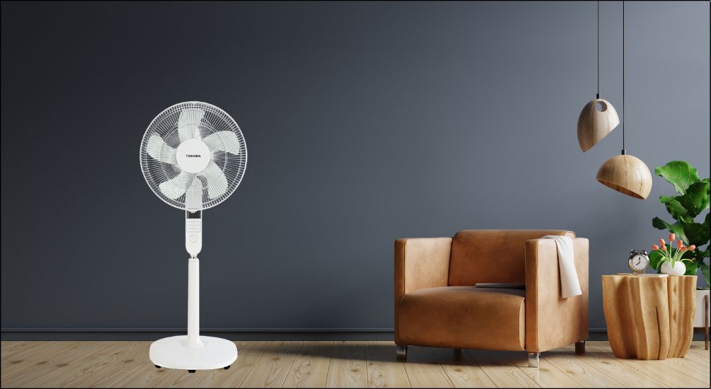 Quạt Toshiba F-LSA20(W)VN giúp làm mát hiệu quả, đồng thời tiết kiệm điện tối ưu