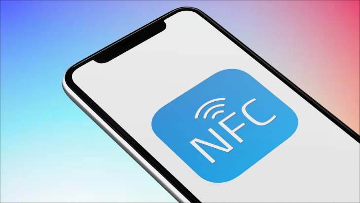 Dùng NFC trên iPhone rất tiện: iPhone tự nhận NFC, chỉ cần đưa máy lại gần tag là dùng được ngay!