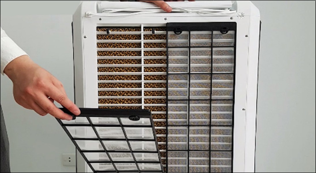 Bạn nên phơi khô hoàn toàn các bộ phận trước khi lắp lại sẽ giúp loại bỏ mùi hôi hiệu quả