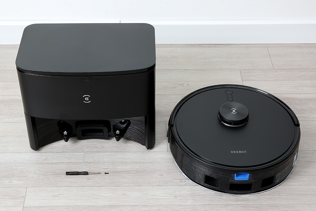 Robot hút bụi lau nhà Ecovacs Deebot Y1 PRO PLUS Màu Đen