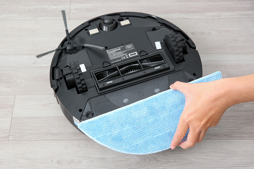 Robot hút bụi lau nhà Ecovacs Deebot Y1 PRO PLUS Màu Đen