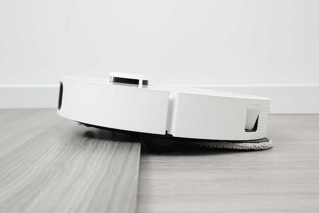 Robot hút bụi lau nhà Dreame D20 Ultra Màu Trắng