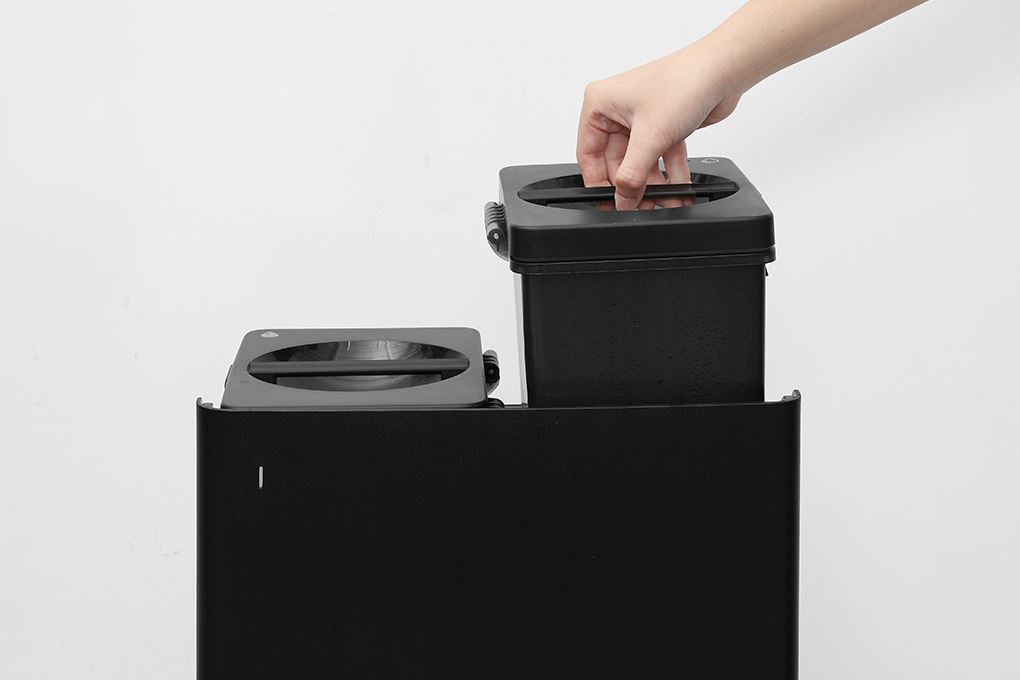 Robot hút bụi lau nhà Roborock QR 798 - Đen Màu Đen