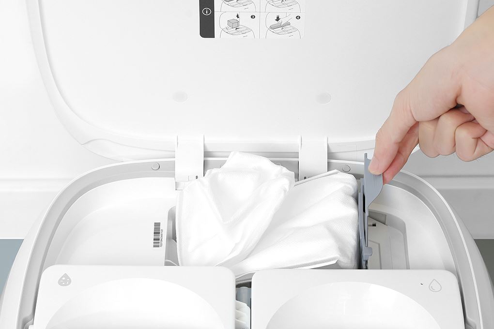 Robot hút bụi Roborock Qrevo Curv 2 Flow Màu Trắng