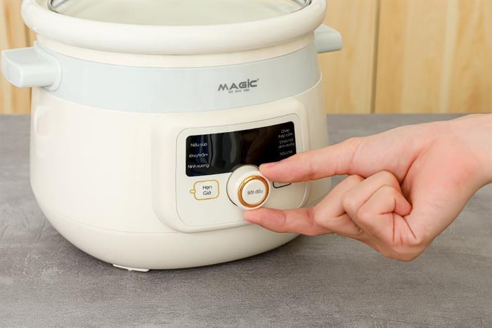 Nồi nấu chậm Magic 2 lít A-050 Màu Xám