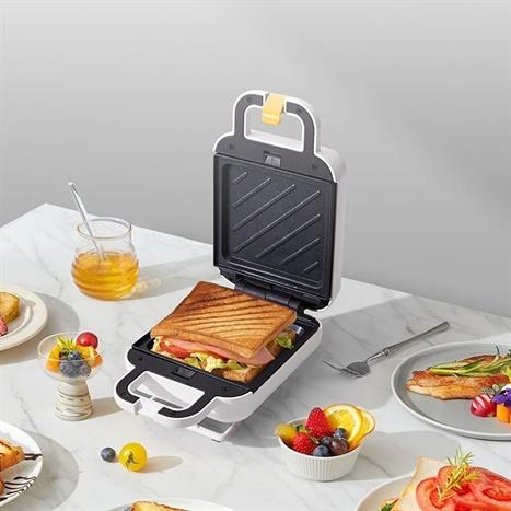 Máy nướng bánh mì Gaabor SM60M-WH01A Màu Vàng