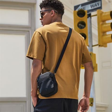 Túi đeo chéo Tomtoc Aviator-T37 Travel Crossbody T37S1D1 Màu Đen