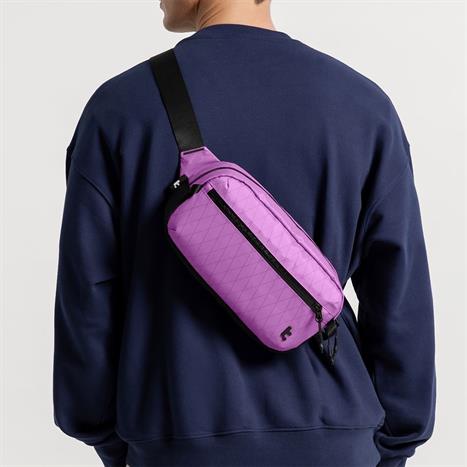 Túi đeo chéo Tomtoc Aviator RFID Sling Bag T35M1V1 Màu Tím than