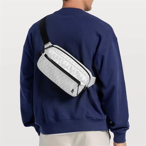 Túi đeo chéo Tomtoc Aviator RFID Sling Bag T35M1W1 Màu Trắng