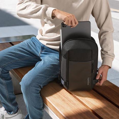 Túi đeo chéo Tomtoc Crossbody EDC Sling Bag T24S1D1 Màu Đen