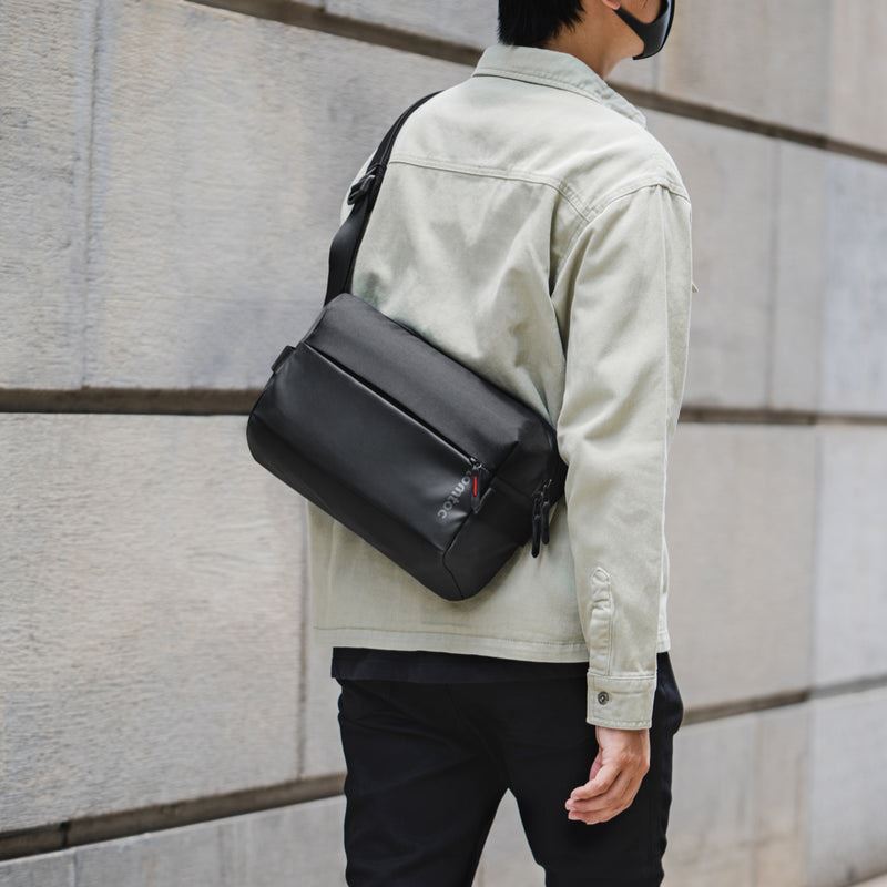 Túi đeo chéo Tomtoc Urban Cordura Sling Bag T21M1D1 Màu Đen