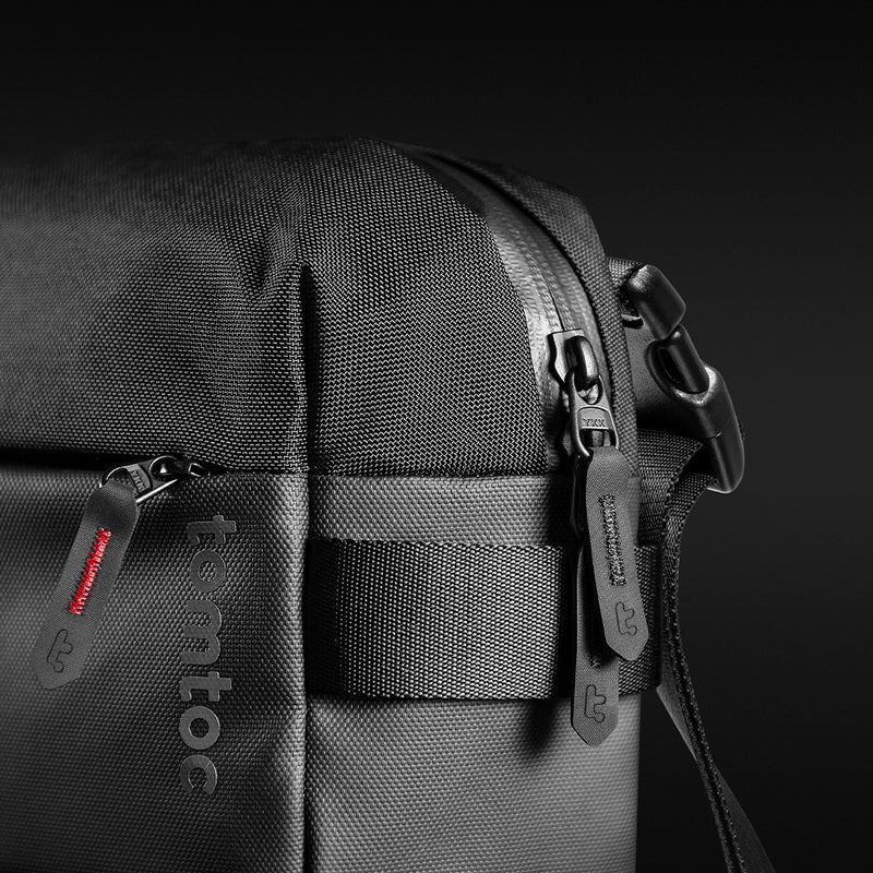 Túi đeo chéo Tomtoc Urban Cordura Sling Bag T21M1D1 Màu Đen
