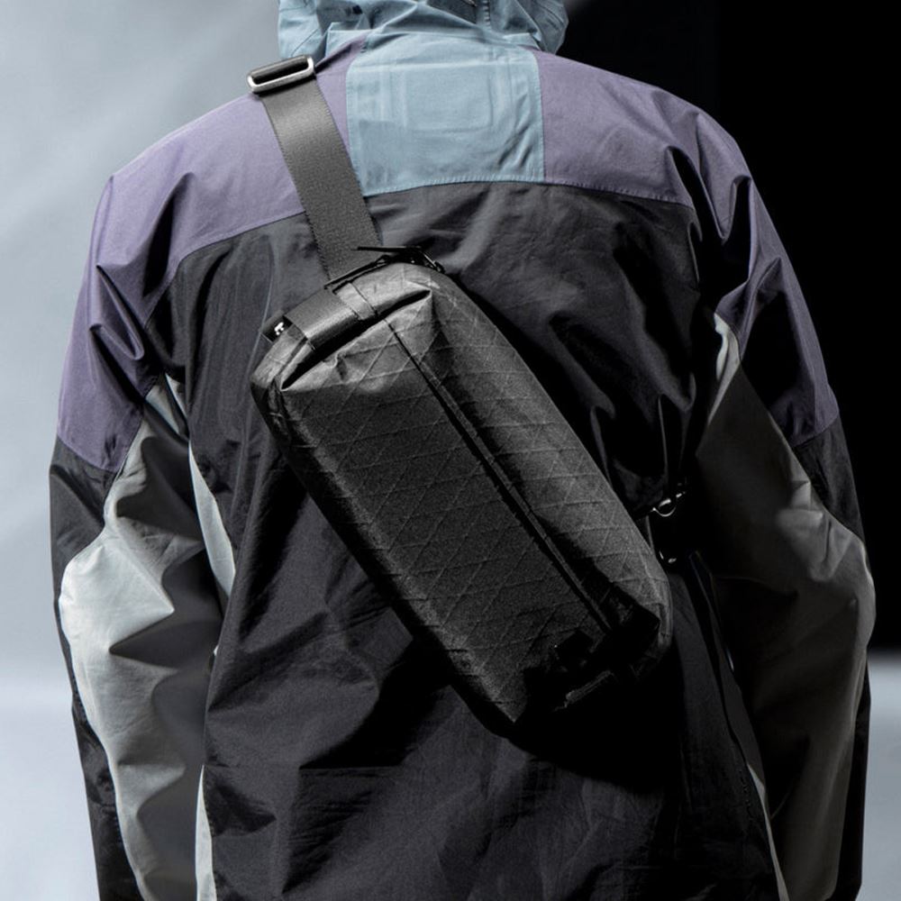Túi đeo chéo Tomtoc X-Pac Sling Bag T21S1D2 Màu Đen