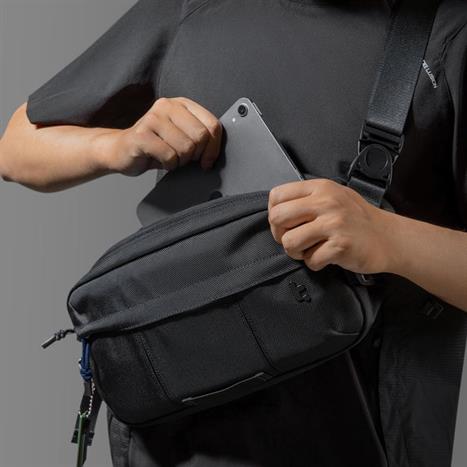 Túi đeo chéo Tomtoc Wander-T26 Daily Sling T26S1D1 Màu Đen