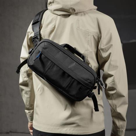 Túi đeo chéo Tomtoc Wander-T26 Daily Sling T26S1D1 Màu Đen