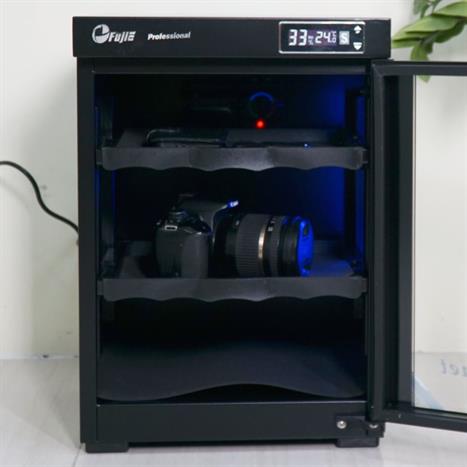 Tủ chống ẩm FujiE DHC040 40 lít Màu Đen