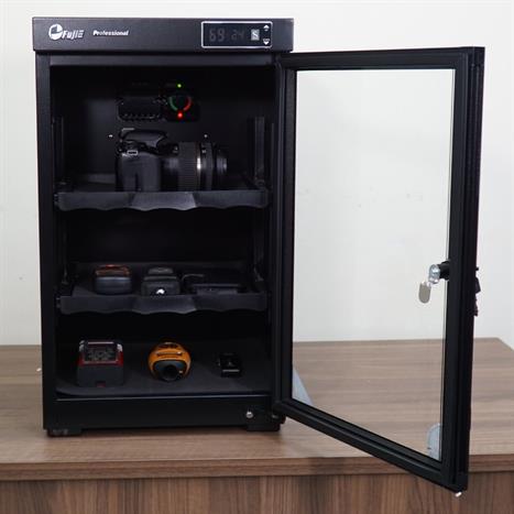 Tủ chống ẩm FujiE DHC60 60 lít Màu Đen