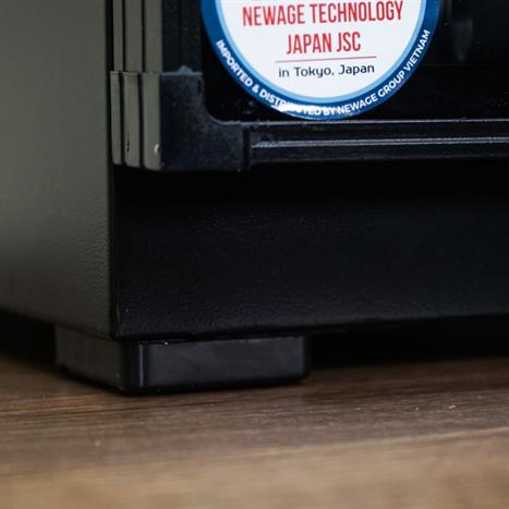 Tủ chống ẩm FujiE DHC80II 80 lít Màu Đen