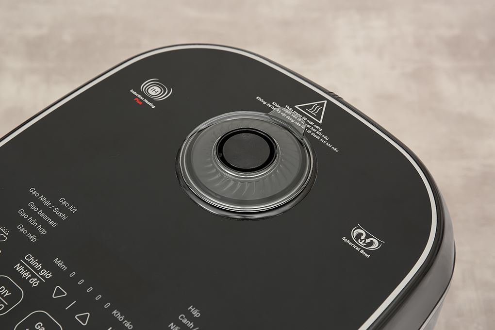 Nồi cơm cao tần Tefal Rice Master Max 1.8 lít RK819868 Màu Đen - Bạc