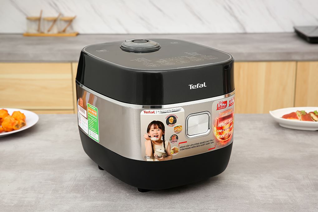 Nồi cơm cao tần Tefal Rice Master Max 1.8 lít RK819868 Màu Đen - Bạc