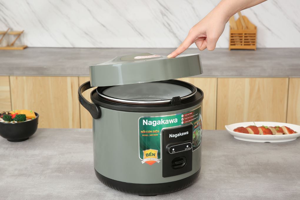 Nồi cơm nắp gài Nagakawa 1.8 lít NRC3836 Màu Xanh đậm