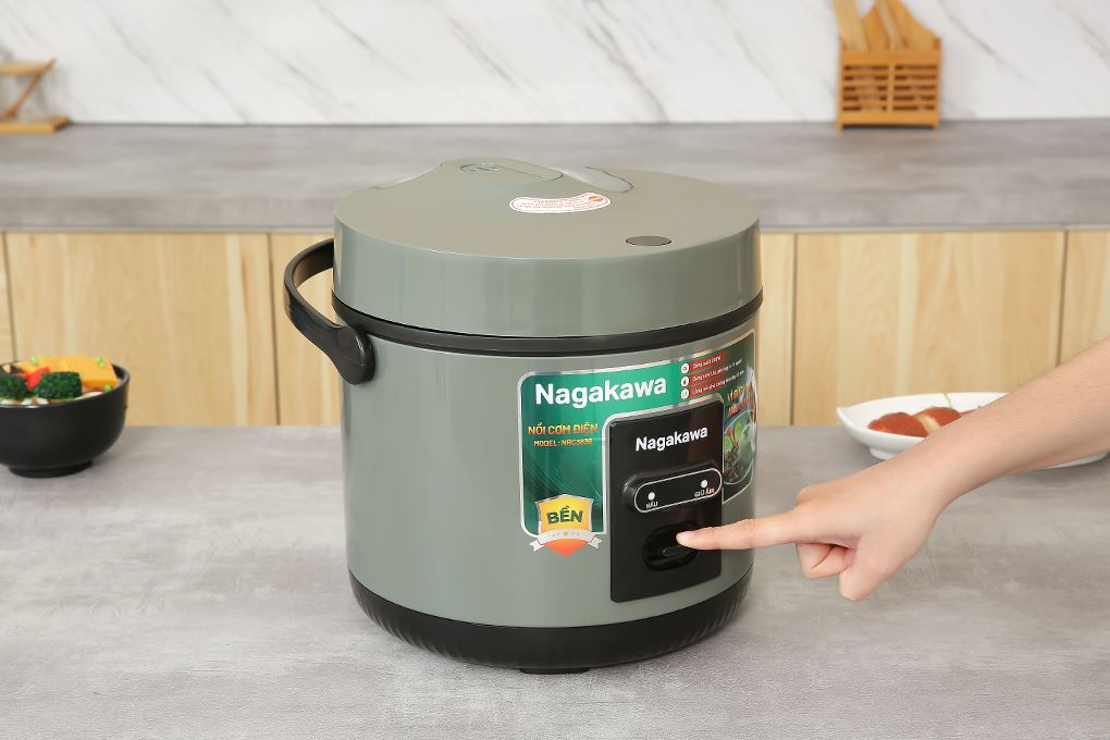 Nồi cơm nắp gài Nagakawa 1.8 lít NRC3836 Màu Xanh đậm