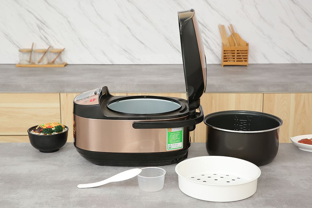 Nồi cơm điện tử Nagakawa 1.8 lít NER5556 Màu Vàng đồng