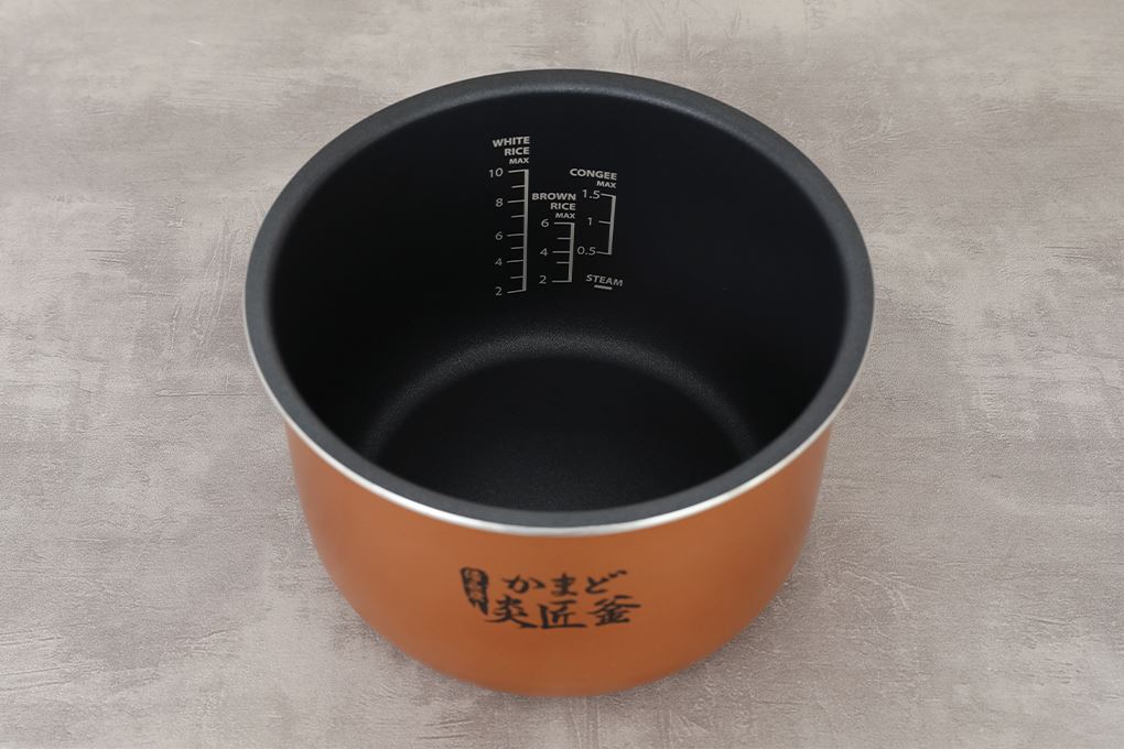 Nồi cơm điện tử Toshiba 1.8 lít RC-18DR5UVN(W) Màu Trắng