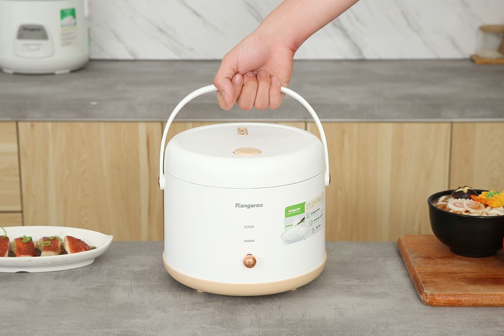 Nồi cơm nắp gài Kangaroo 0.8 lít KGRC08M3 Màu Trắng