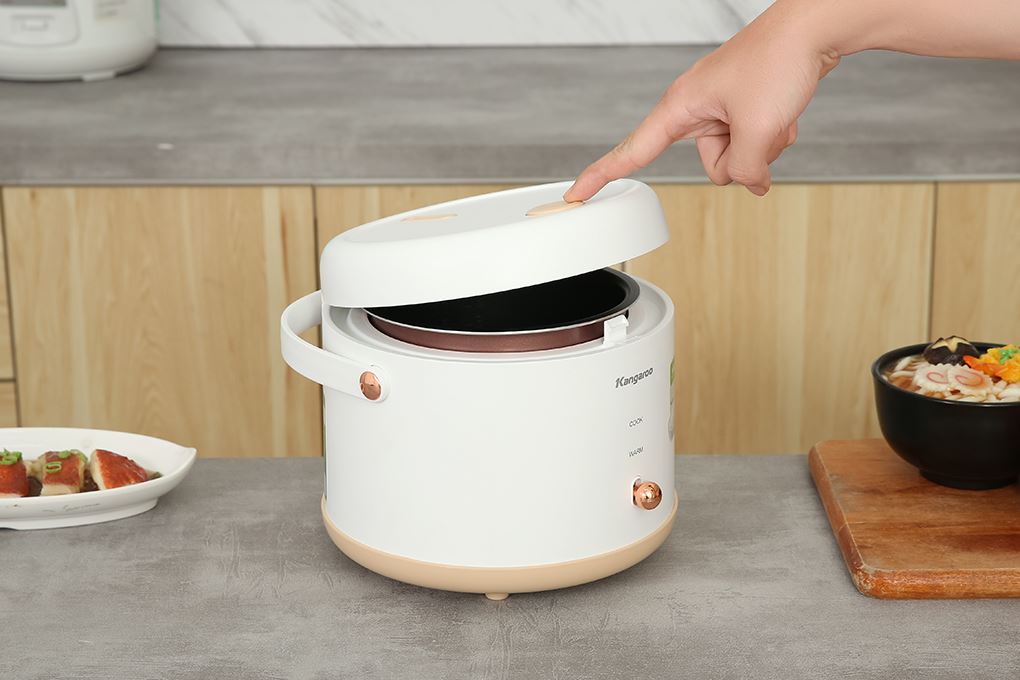 Nồi cơm nắp gài Kangaroo 0.8 lít KGRC08M3 Màu Trắng