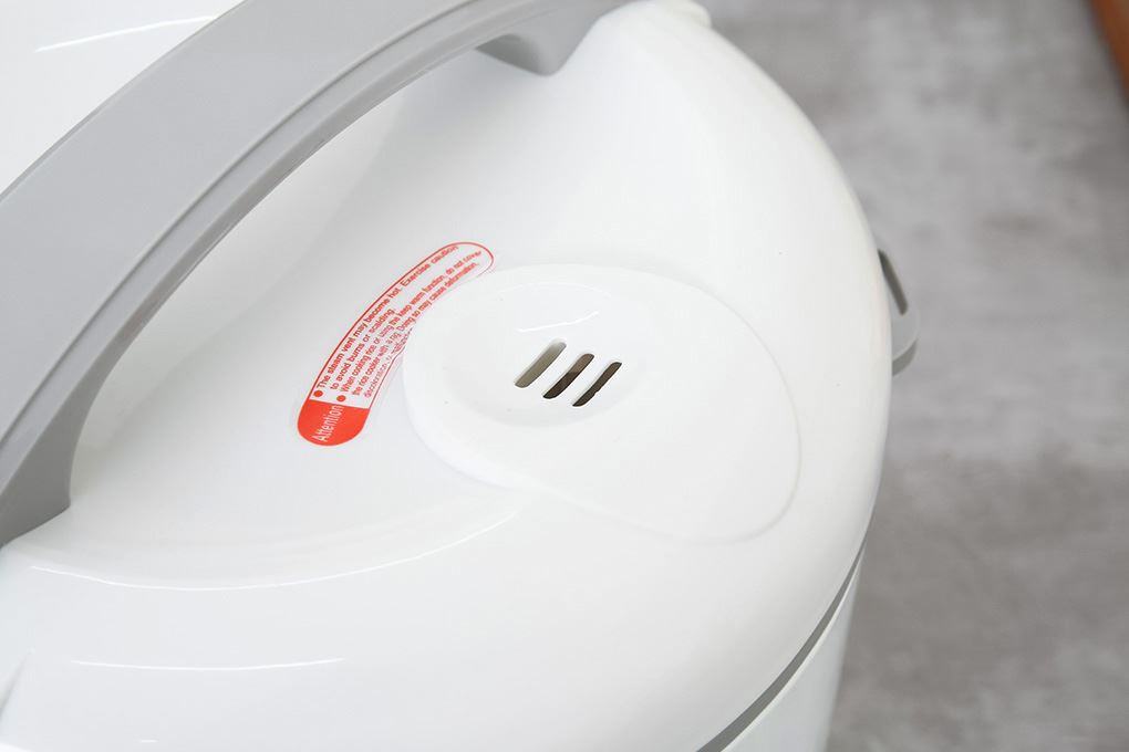 Nồi cơm nắp gài Kangaroo 1.8 lít KGRC18M8 Màu Trắng