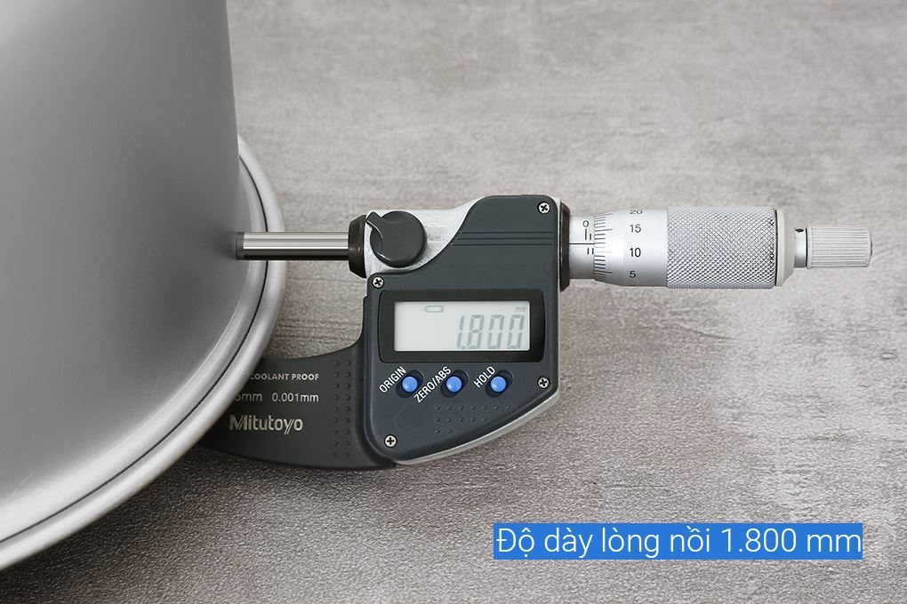 Nồi cơm nắp gài Kangaroo 1.8 lít KGRC18M8 Màu Trắng