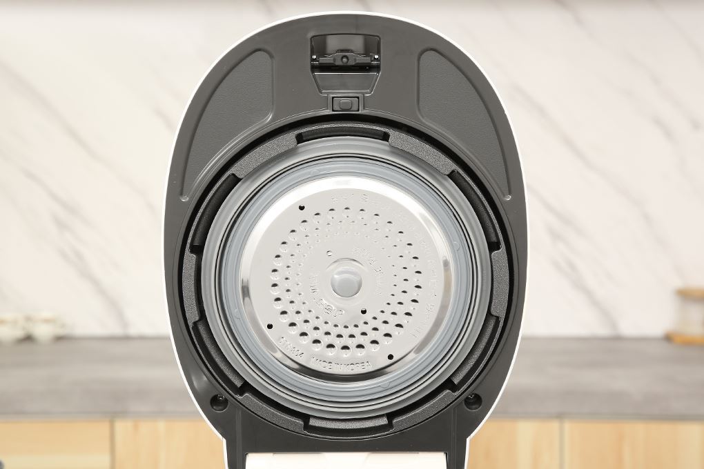 Nồi cơm điện tử áp suất Cuckoo 0.54 lít CRP-T0310FGW Màu Trắng
