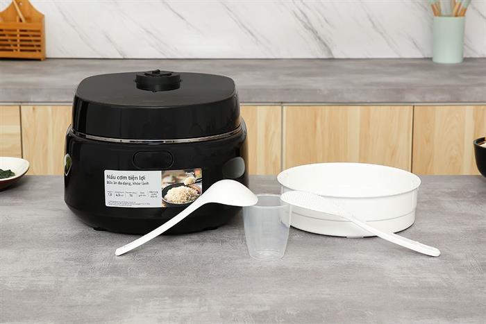 Nồi cơm điện tử Panasonic 1 lít SR-DM104KRA Màu Đen