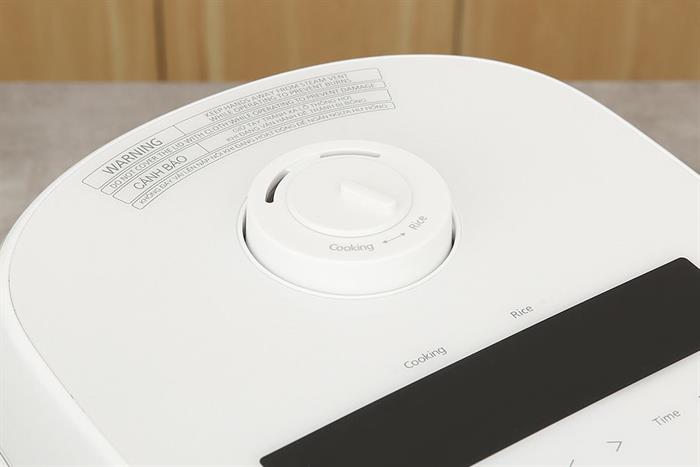 Nồi cơm điện tử Panasonic 1.8 lít SR-DK184WRA Màu Trắng