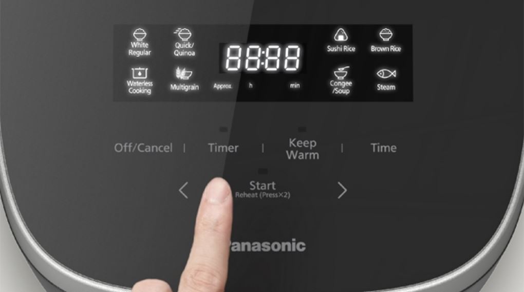 Nồi cơm cao tần Panasonic 1.5 lít SR-HFT153KRA - Bảng điều khiển
