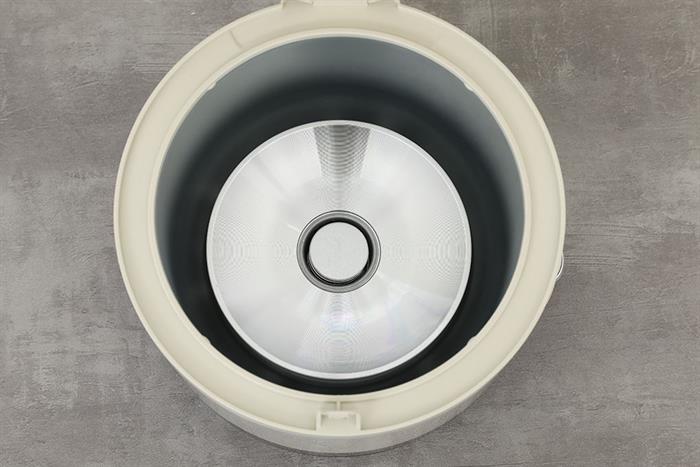 Nồi cơm nắp gài Sunhouse Mama 1.2 lít SHD8267 Màu Kem