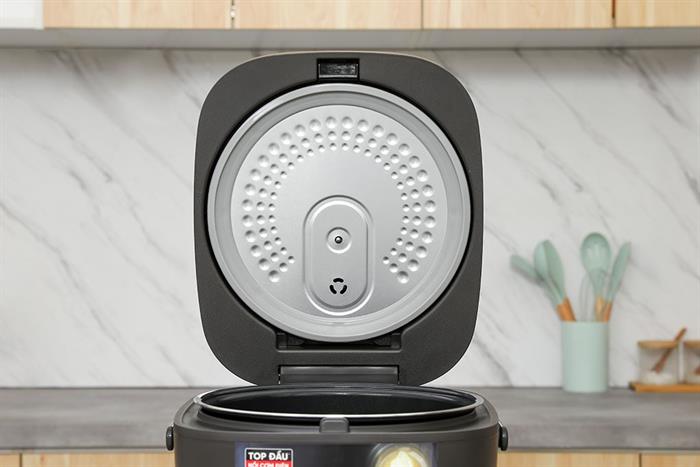 Nồi cơm điện tử Sunhouse 1.5 lít SHD8823 Màu Đen