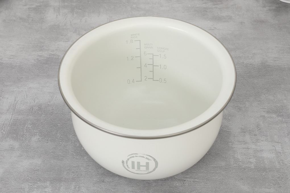 Nồi cơm điện cao tần Sunhouse Mama 1.8 lít SHD8957 Màu Trắng