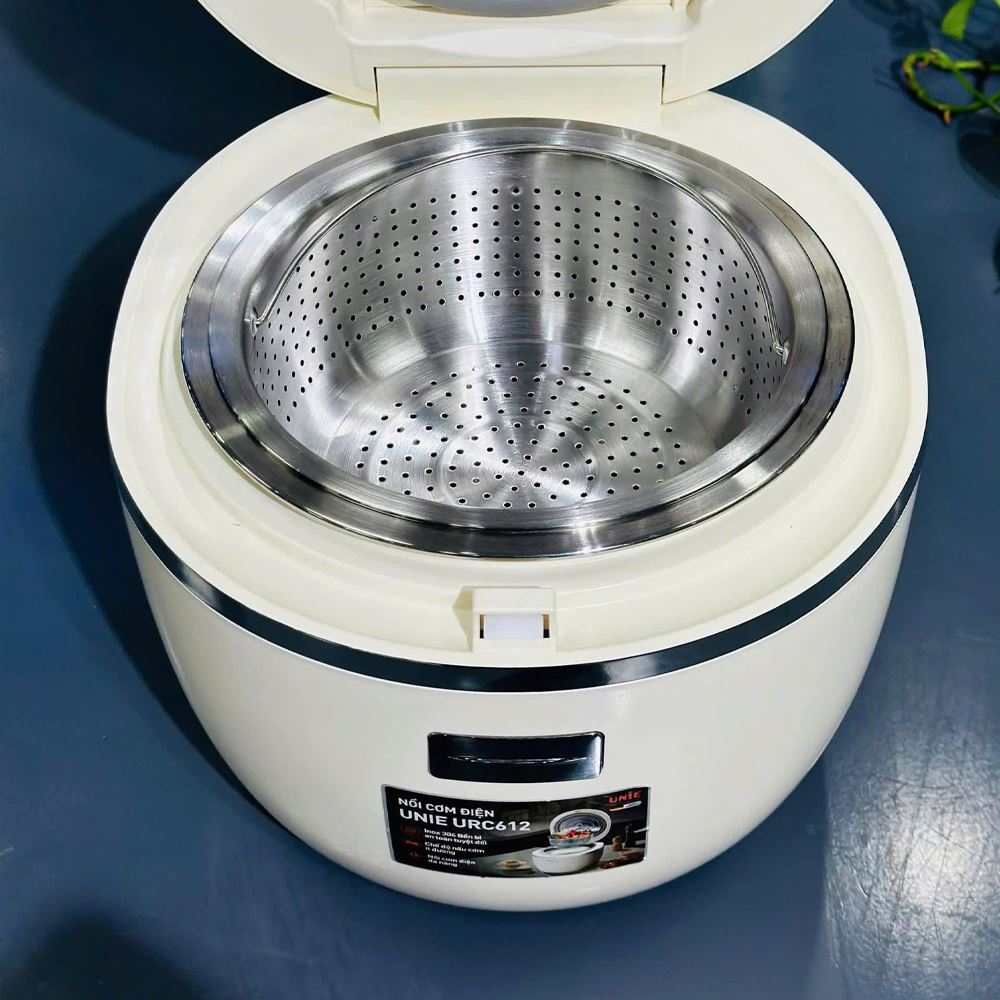Nồi cơm điện tử Unie 1.2 lít URC612 Màu Màu be