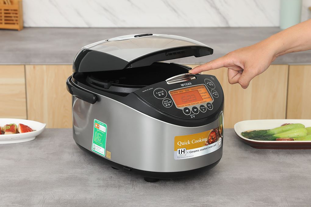 Nồi cơm cao tần Tiger 1.8 lít JKT-F18W Màu Đen - Xám