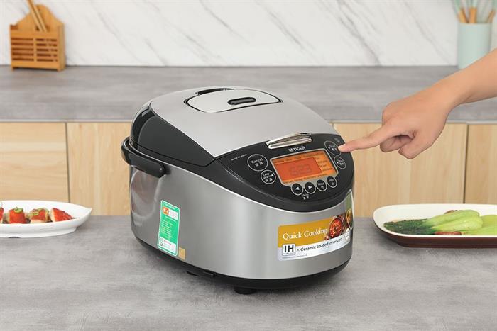 Nồi cơm cao tần Tiger 1.8 lít JKT-F18W Màu Đen - Xám