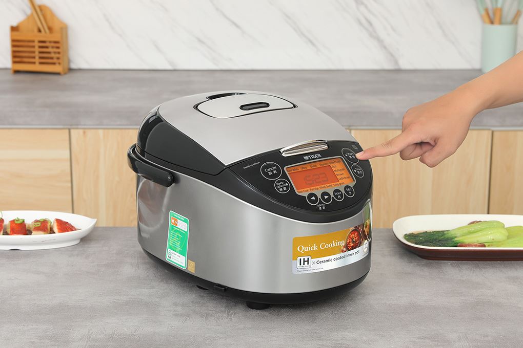 Nồi cơm cao tần Tiger 1.8 lít JKT-F18W Màu Đen - Xám