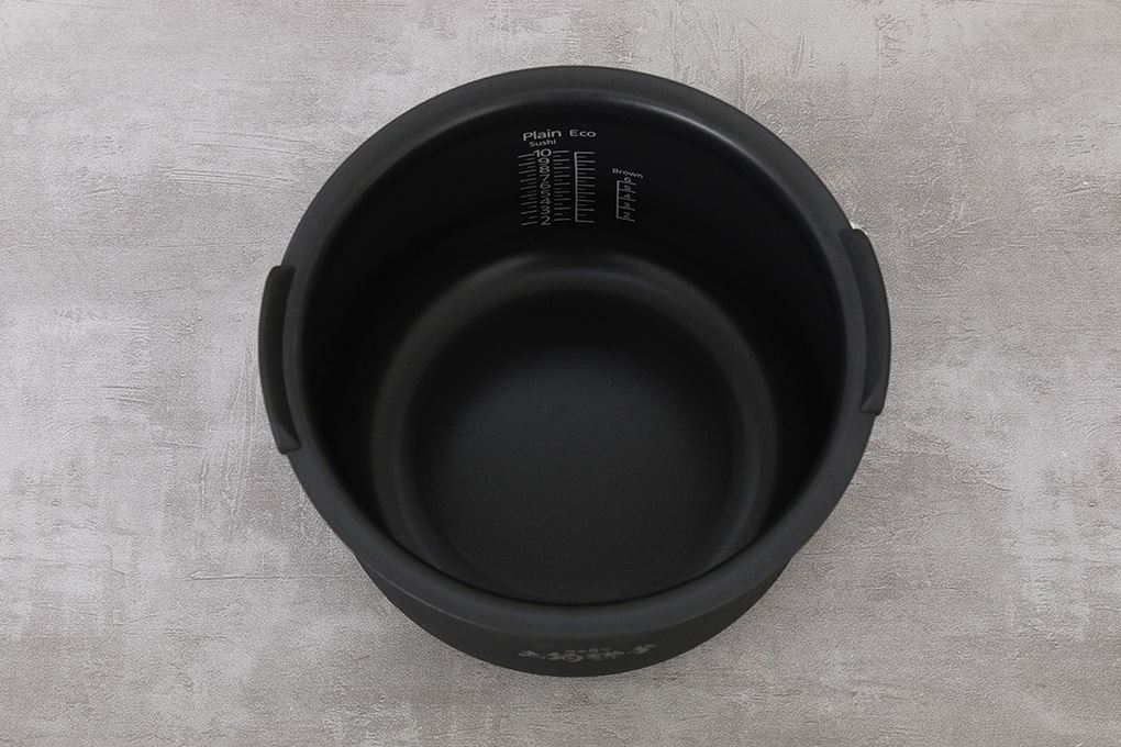 Nồi cơm áp suất cao tần Tiger 1.8 lít JPK-W18W Màu Đen - nâu