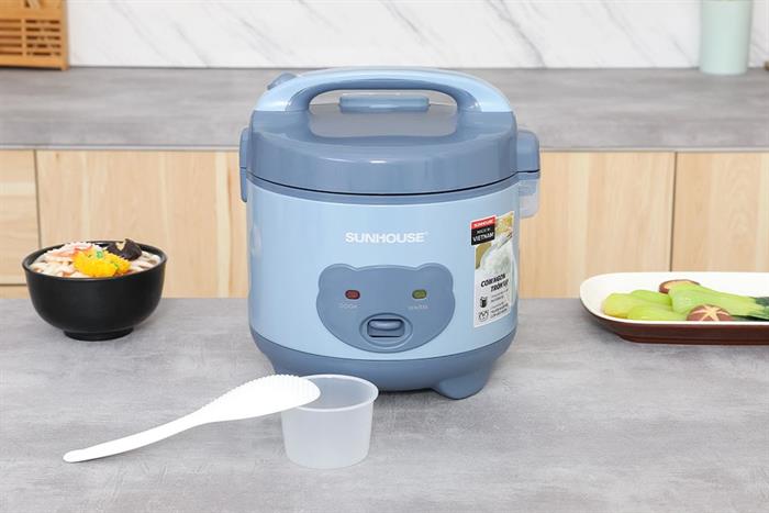 Nồi cơm nắp gài Sunhouse 1.2 lít SHD8214 Màu Xanh