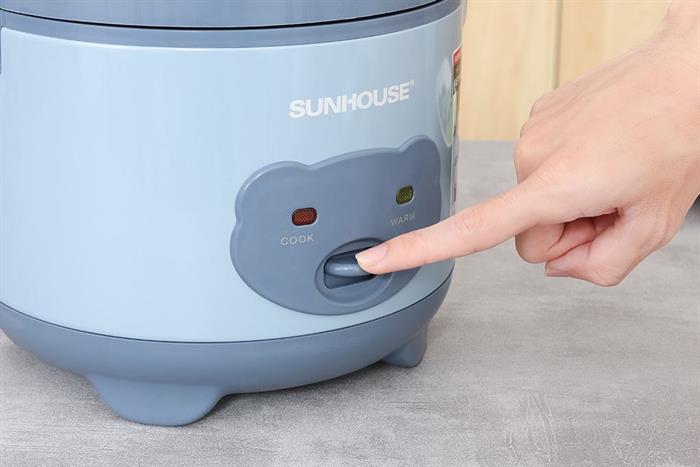 Nồi cơm nắp gài Sunhouse 1.2 lít SHD8214 Màu Xanh