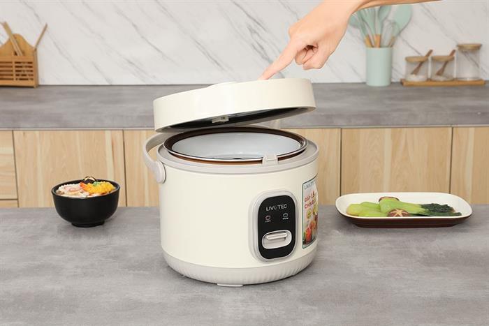 Nồi cơm nắp gài Livotec 1.8 lít LRC-6218B Màu Màu be