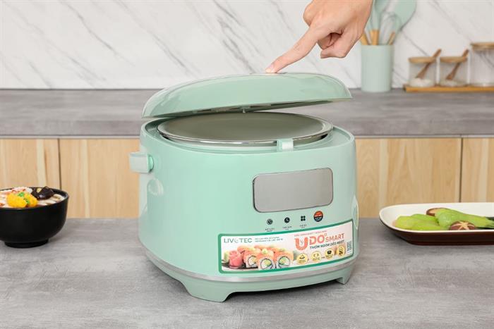 Nồi cơm điện tử Livotec 1.8 lít LRC-E8118M Màu Xanh mint