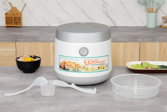 Nồi cơm điện tử Livotec 1.8 lít LRC-E8218W Màu Trắng