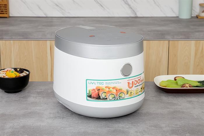 Nồi cơm điện tử Livotec 1.8 lít LRC-E8218W Màu Trắng